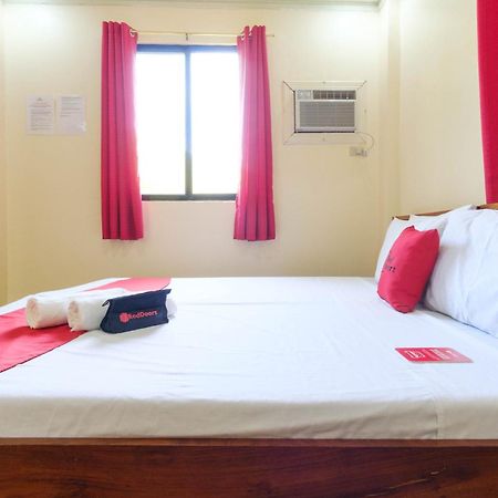 Reddoorz @ Poblacion 6 Coron Luaran gambar